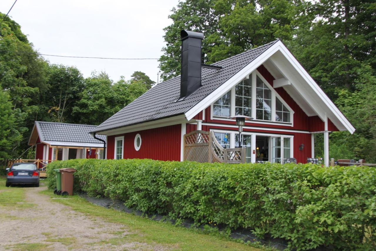 Sjoenaera Ullared Villa Exterior photo