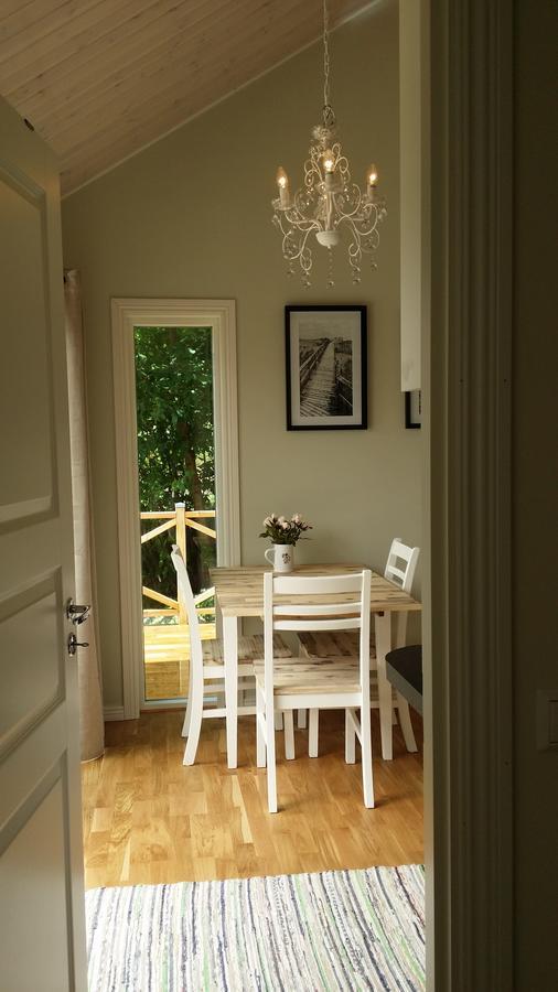 Sjoenaera Ullared Villa Exterior photo